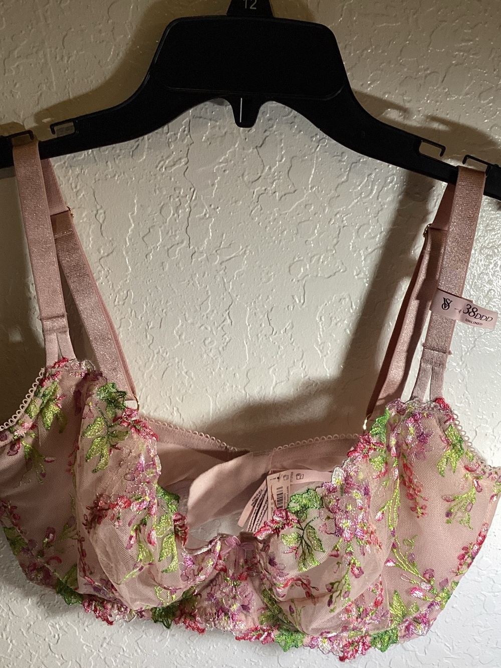 Victoria's Secret Blush Pink Floral Embroidered Underwire Bra